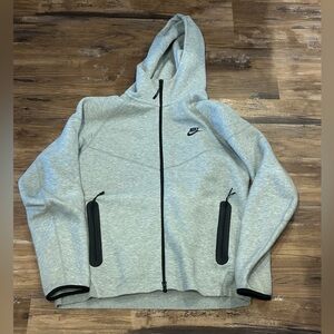 Nike Tech Fleece Hoodie Size Large Lightly Worn